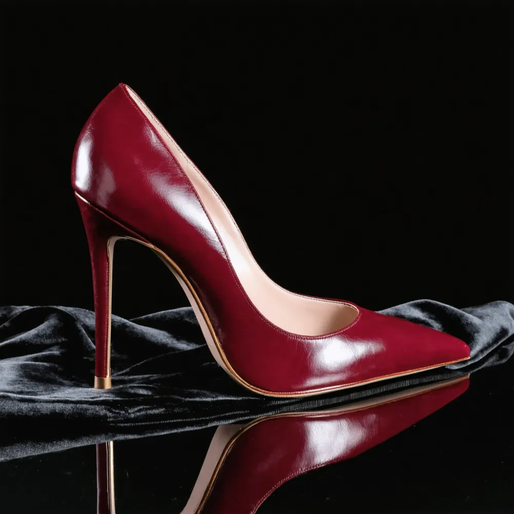 Hakiki Deri Stiletto, Bordo